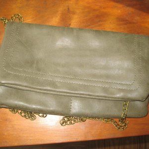 NWT TRUE CRAFT GREEN LEATHER PURSE